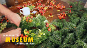 Adventskranzbinden